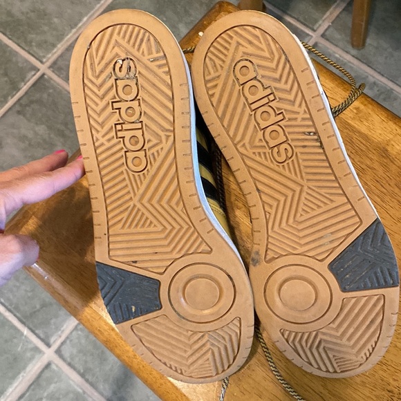 Adidas Basketball Shoes. - Picture 3 of 3